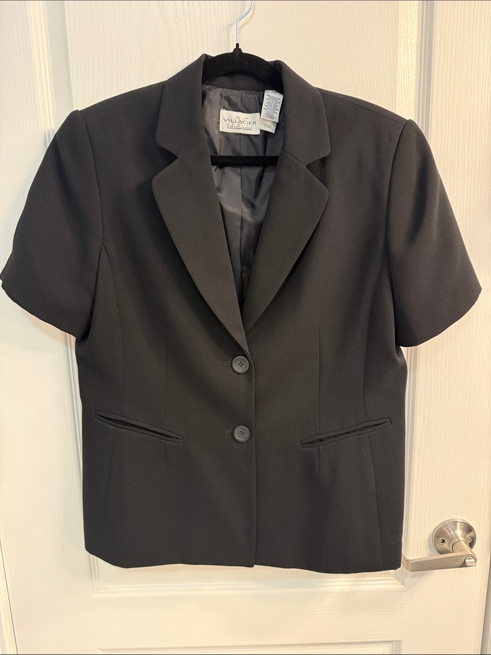 Villager Black Structured Career Wear Short-Sleeve Two-Button Blazer